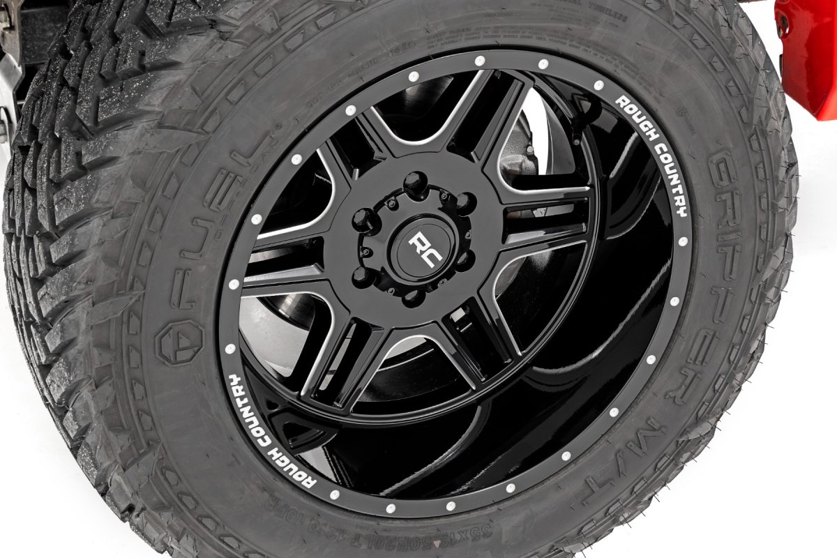 GMC V1500 Wheel - Rough Country - 92 Series | Machined One-Piece - Gloss Black w/Milled Accents - 1987